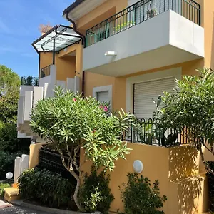 superbe-appartement-avec-jardin-proche-des-plages.fr-provencehotel.com/